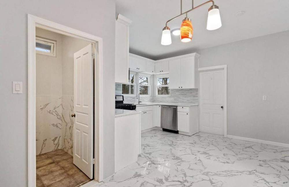 Kitchen wide